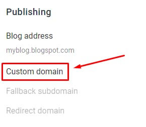Blogger publishing settings with Custom domain highlighted